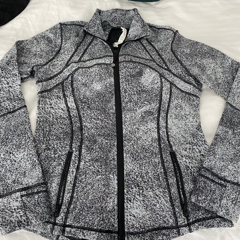 Lululemon sweater